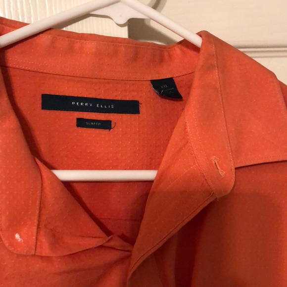 Button up - Picture 2 of 2